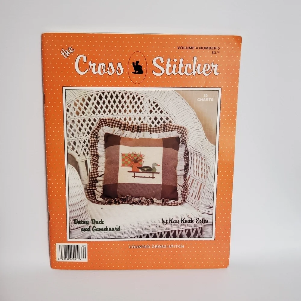 The Cross Stitcher Magazine Volume 4 Number 5 US Armed Forces Pattern Panda